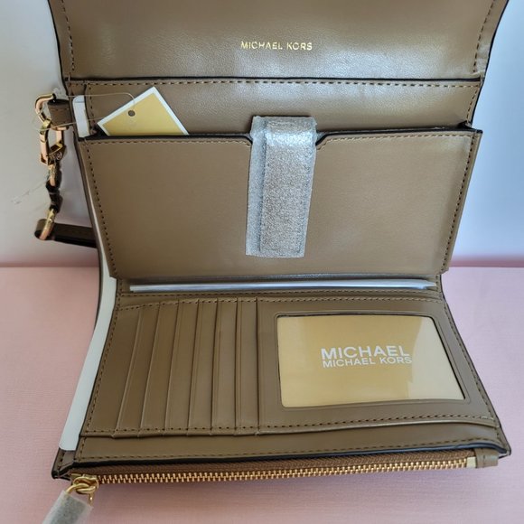 Michael Kors Jet Set Charm Signature Logo Colorblock LG Flap Phone Wristlet- ⭐ - Picture 14 of 16